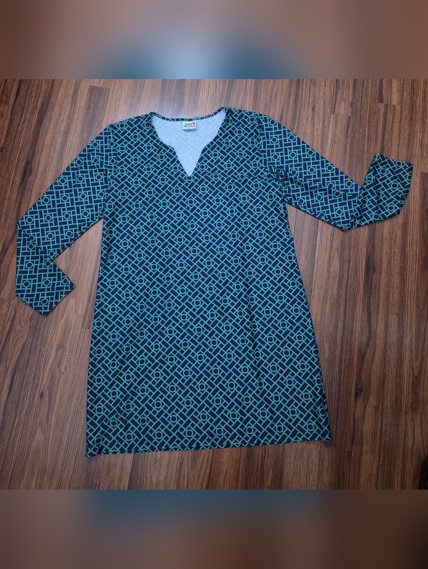 Long Sleeve Geometric Print Shift Dress - Navy/Green